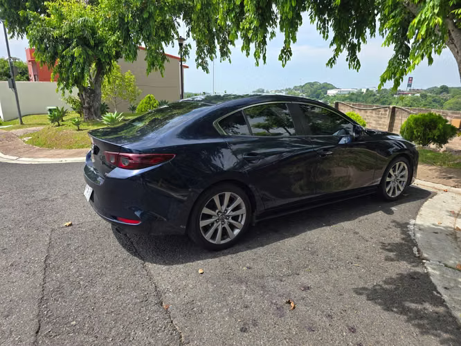 Mazda 3 2019