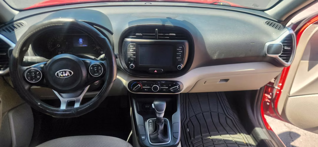 Kia soul lx 2021 autom cámara rines carplay ac acepto auto a cuenta 