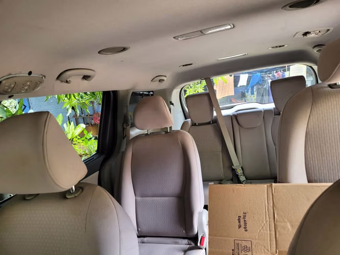 VENDO KIA SEDONA LX 2016