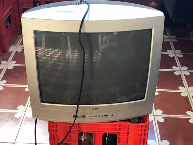 Vendo televisor para reparación o para repuesto