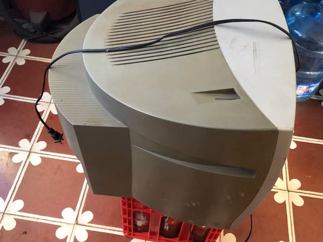 Vendo televisor para reparación o para repuesto