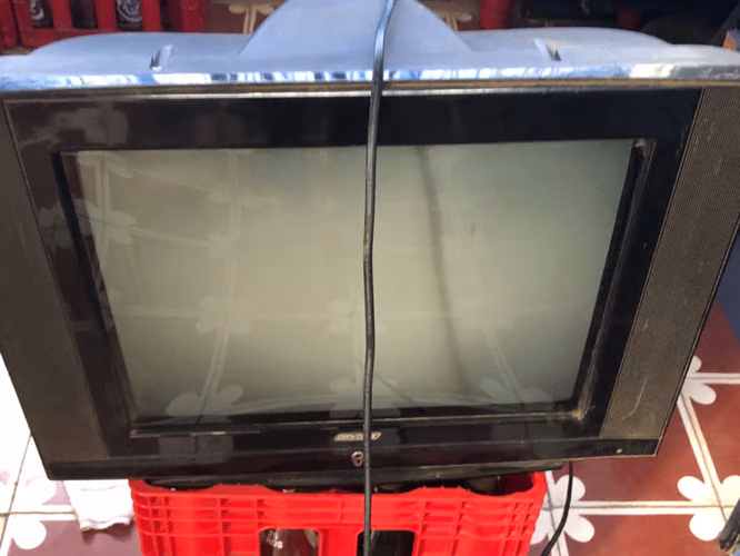 Vendo televisor para reparación o para repuesto