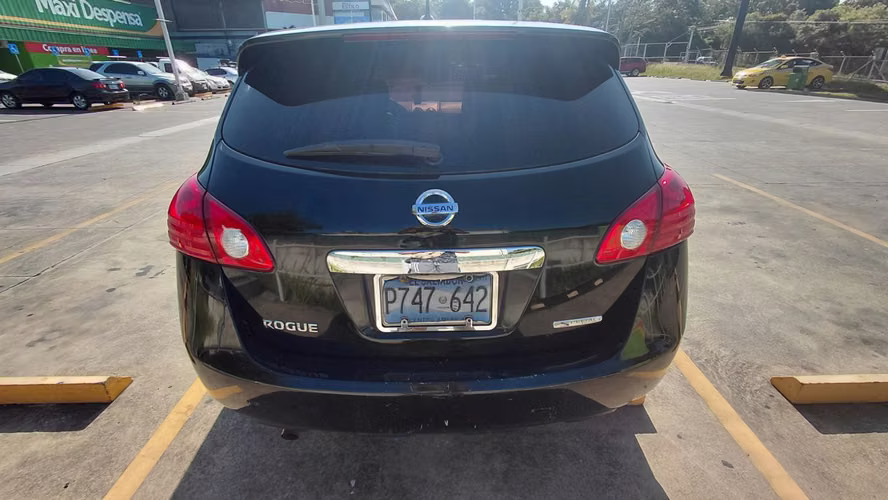 Nissan Rogue Especial edition 2013 - Imagen 2