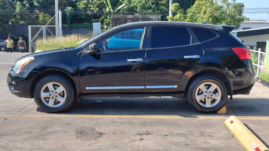Nissan Rogue Especial edition 2013 - Imagen 10