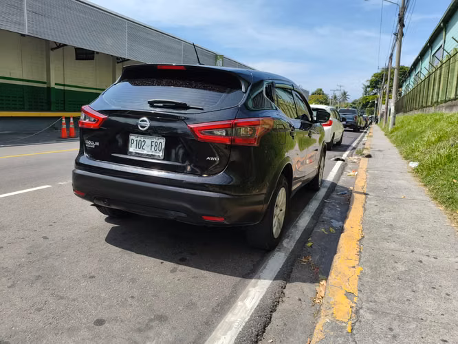 NISSAN ROGUE SPORT, 4X4,AÑO 2020 - Imagen 10