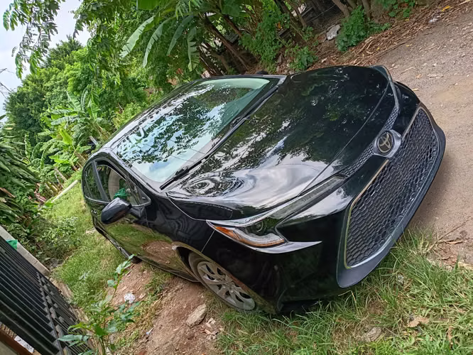 Vendo Toyota Corolla LE 2022