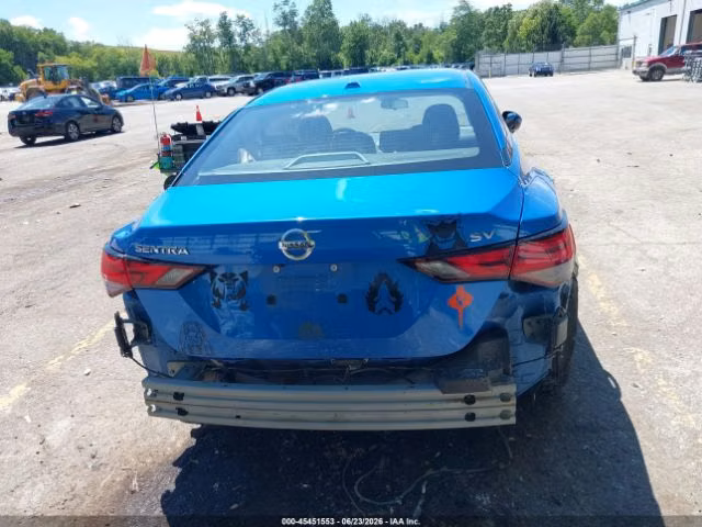 NISSAN SENTRA SV 2022 - Imagen 17