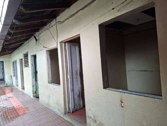  Vendo Inmueble a reparar, zona de mucha plusvalia, Boulevard Venezuela  - Imagen 8