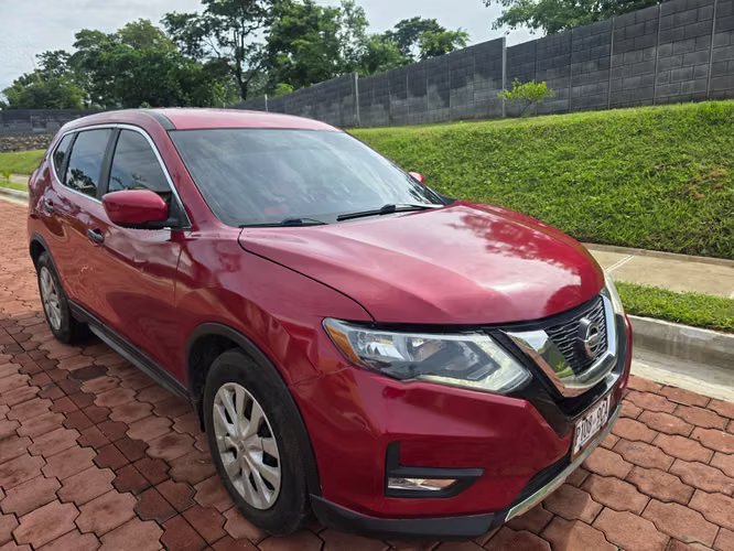 Vendo nissan rogue 2017 automatica motor 2.5 a toda prueba acepto carro a cuenta  - Imagen 1