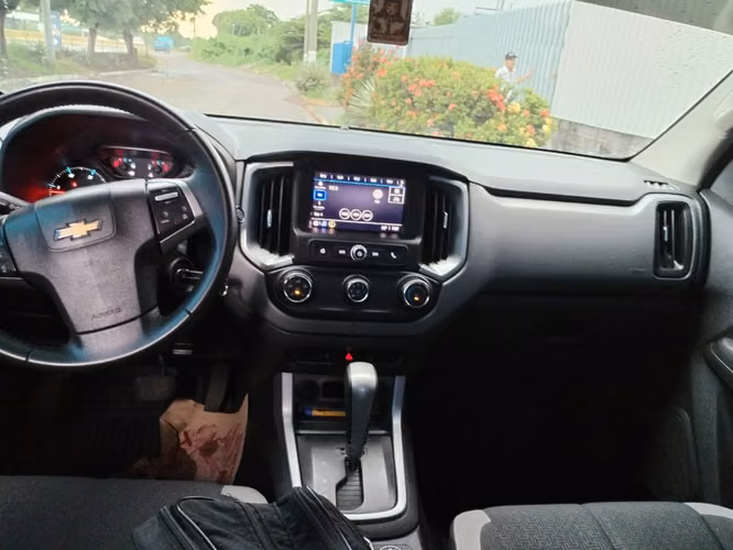 Vendo Chevrolet colorado comprado en agencia 