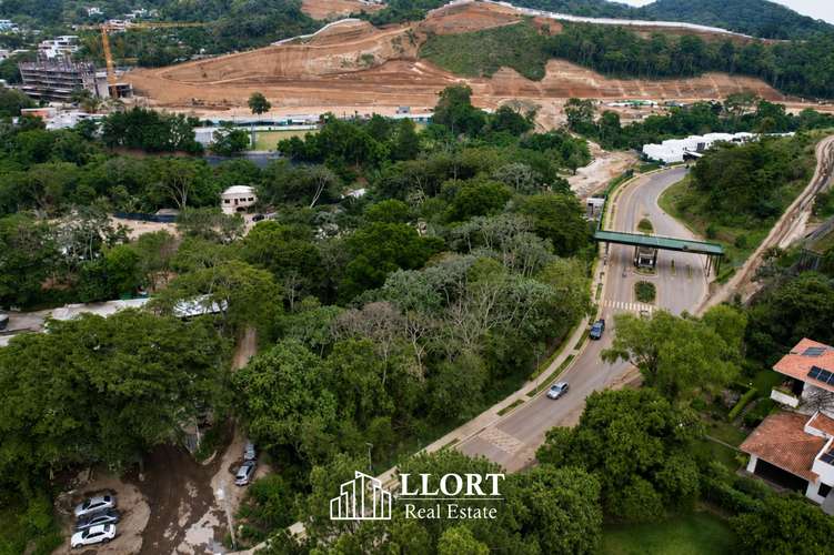 Terreno en VENTA contiguo a Briko, ideal para desarollo habitacional o comercial - Imagen 7