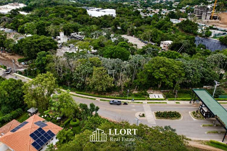 Terreno en VENTA contiguo a Briko, ideal para desarollo habitacional o comercial - Imagen 5