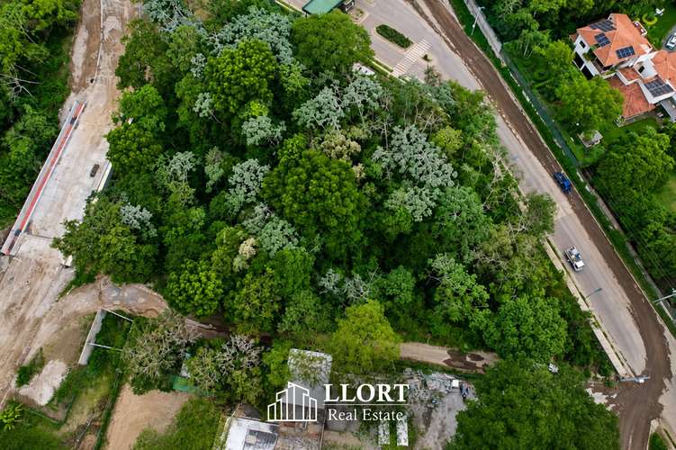 Terreno en VENTA contiguo a Briko, ideal para desarollo habitacional o comercial - Imagen 3