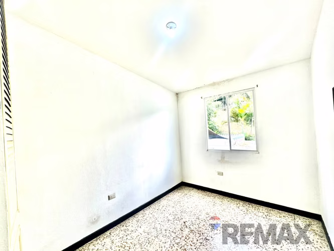 RESIDENCIAL PINARES DE SUIZA, SANTA TECLA | CASA EN VENTA 