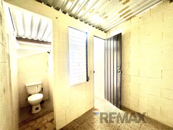 RESIDENCIAL PINARES DE SUIZA, SANTA TECLA | CASA EN VENTA 