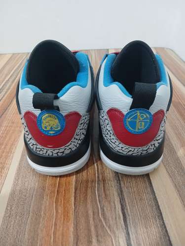 Jordan Spizike Low Talla 10.5/28.5 CM NUEVOS