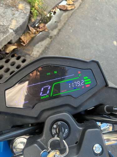 Moto AKT completamente nueva 150 