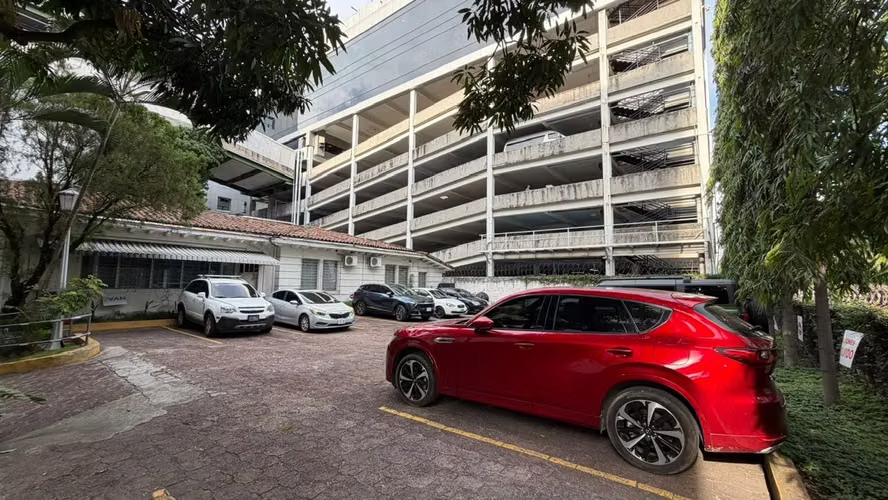 OFICINAS EN VENTA ZONA FINANCIERA SALVADOR DEL MUNDO   - Imagen 2