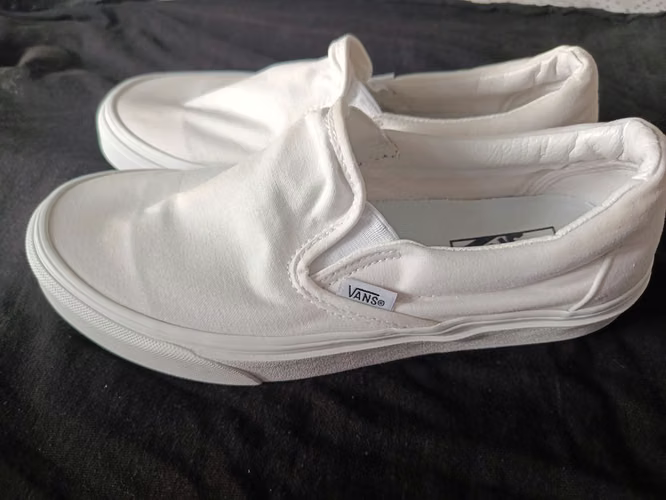 VANS Classic Slip-On Talla 7.5 CM 25.5