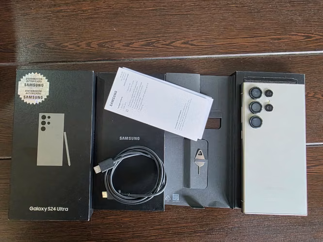 SAMSUNG S24 ULTRA