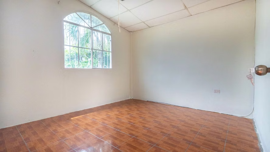 CASA EN VENTA — COMUNIDAD CERRADA · CIUDAD VERSAILLES -SAN JUAN OPICO - Imagen 11