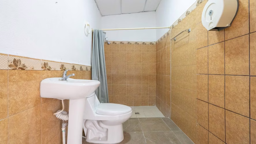 CASA EN VENTA — COMUNIDAD CERRADA · CIUDAD VERSAILLES -SAN JUAN OPICO - Imagen 8