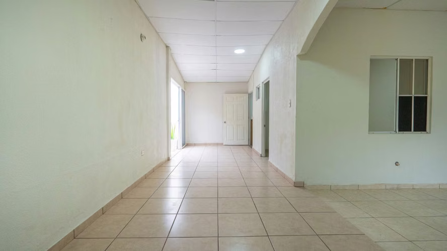 CASA EN VENTA — COMUNIDAD CERRADA · CIUDAD VERSAILLES -SAN JUAN OPICO - Imagen 9