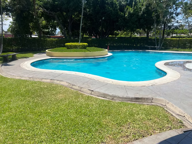 CASA EN VENTA — COMUNIDAD CERRADA · CIUDAD VERSAILLES -SAN JUAN OPICO - Imagen 14