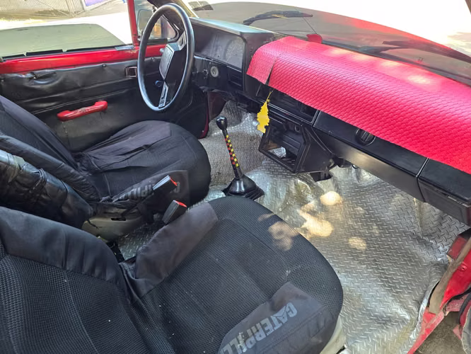 Toyota hilux 86 diesel 