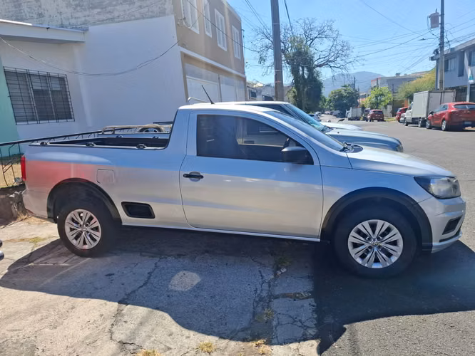 SE VENDE VEHICULO VOLKSWAGEN SAVEIRO AÑO 2023