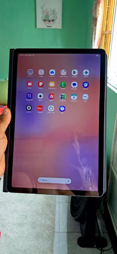 Cambio o vendo tablet Samsung S10 lite nueva en buen estado sin fallas ni detalles funcionando al 100 con todos sus acce