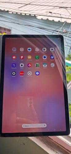 Cambio o vendo tablet Samsung S10 lite nueva en buen estado sin fallas ni detalles funcionando al 100 con todos sus acce