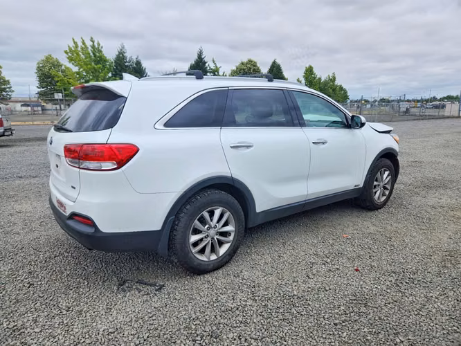 Kia Sorento LX 2018 - Imagen 3