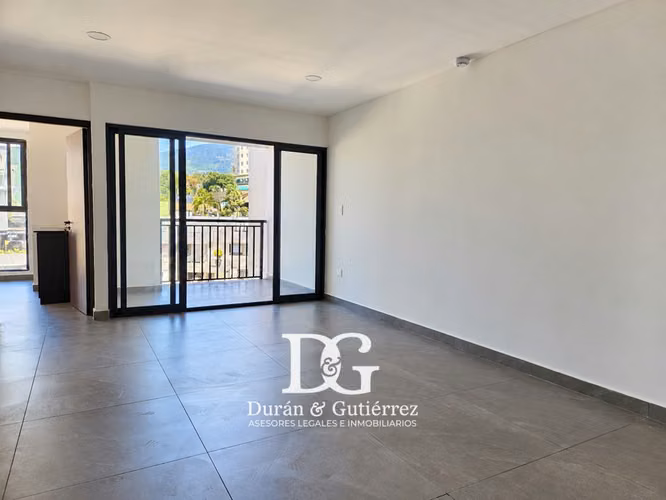 ALQUILO APARTAMENTO NUEVO EN SAN BENITO  - Imagen 2