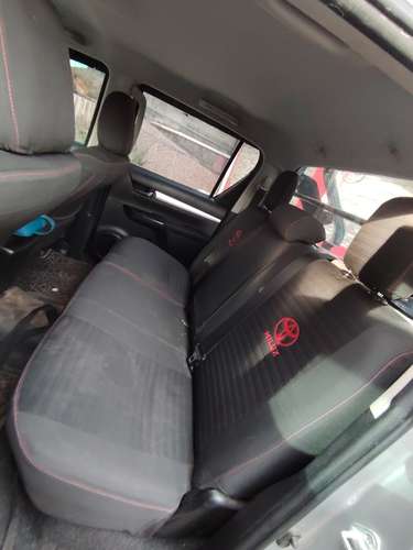 Toyota hilux 2021