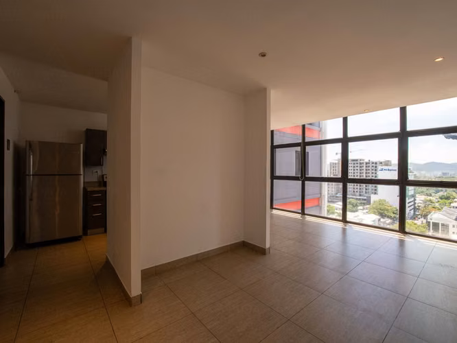 EN VENTA | APARTAMENTO TORRE 91, COLONIA ESCALÓN, SAN SALVADOR - Imagen 4