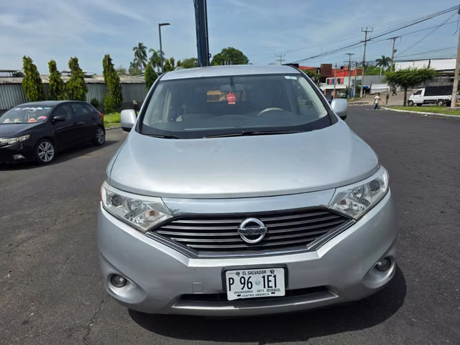 Ganga vendo nissan quest 2017 automatic 7 to 8 passengers to full test I accept car