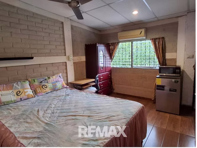 Apartamento tipo studio amueblado  - Imagen 4