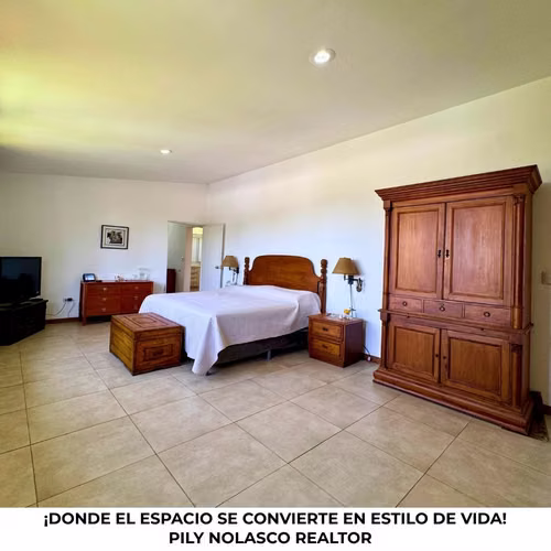 AMPLIA CASA REMODELADA EN VENTA EN LOMAS DE SAN FRANCISCO SAN SALVADOR - Imagen 18