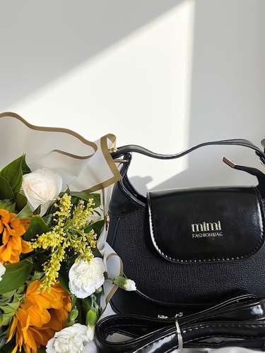 Bolso elegante y juvenil 