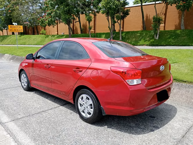 Hyundai Venus 2022 de agencia 
