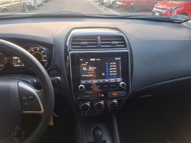 Mitsubishi Oulander Sport 4x4 (30k de millas reales)
