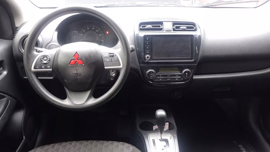 Mitsubishi Mirage 2024 - Imagen 4