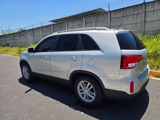 CHULA KIA SORENTO 2014 AUTOMÁTICA  - Imagen 7