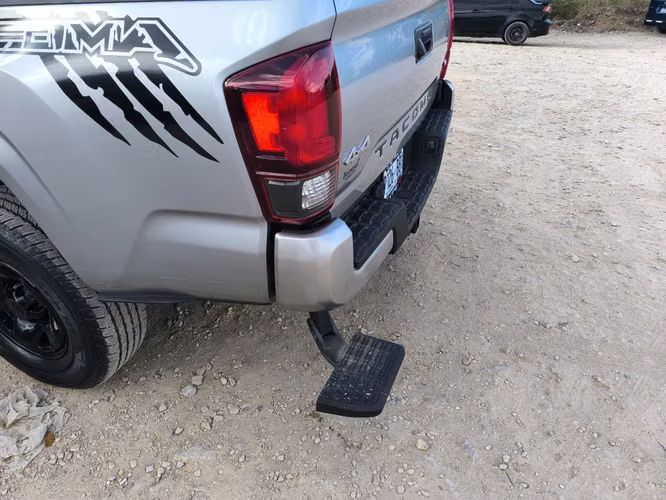 Toyota Tacoma 