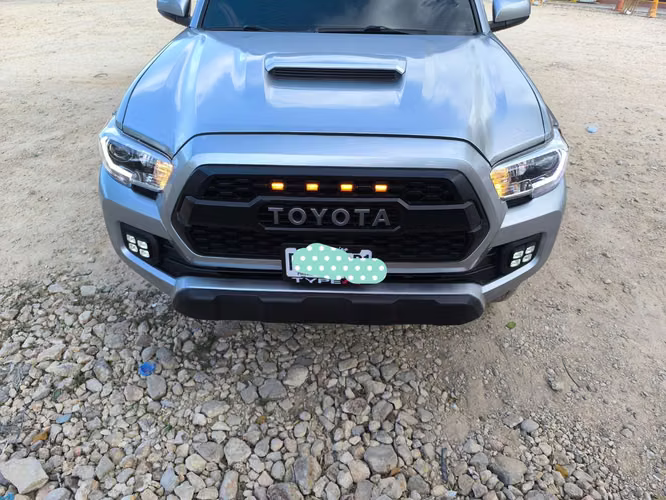 Toyota Tacoma 