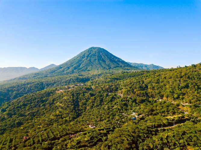 Cabaña en Venta en Los Naranjos, Juayúa – Ruta de las Flores Sonsonate