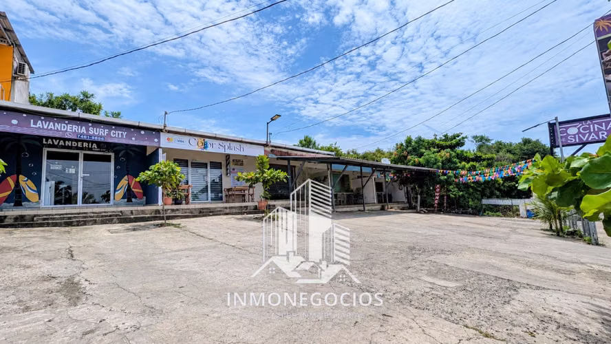 PLAZA COMERCIAL EN VENTA EN SAN BLAS, LA LIBERTAD