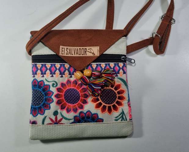 Hermosas Carteras típicas de El Salvador 
