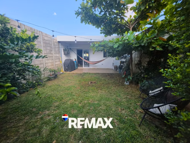 CASA EN VENTA EN RESIDENCIAL PRIVADA ECOTERRA MAQUILISHUAT CON PATIO EXTENDIDO DE 8 METROS  - Imagen 4
